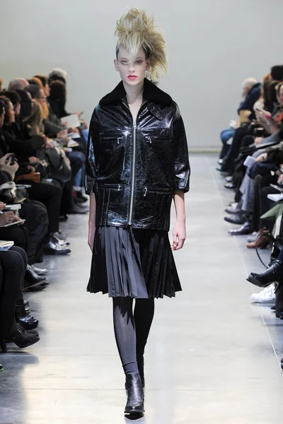 Look 5